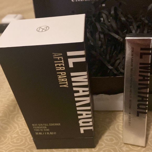 foundation and concealer - Picture 4 of 6